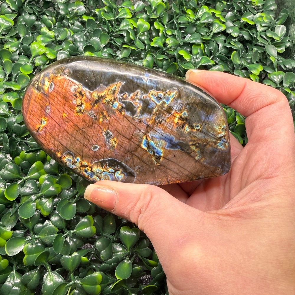 (LabFF2) RARE COLOR - Red & Rainbow Labradorite Free Form - Picture 3 of 8